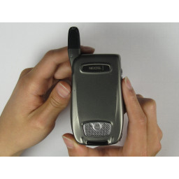 Разборка задней панели Motorola i850